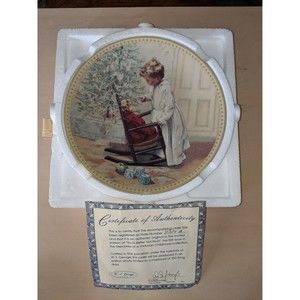 Bradford Exchange Collectible Plate You Better Not Pout